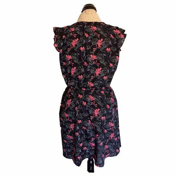 Layered with Love Dress Sz Medium Short Sleeve Floral Garden Bohemian Boho Chic - Picture 3 of 13